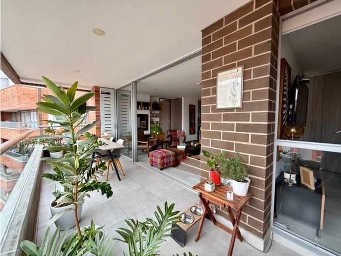 Apartamento de 2 alcobas en venta en Loma De Las Brujas, Medellín, 96 m² · foto 24 de 24