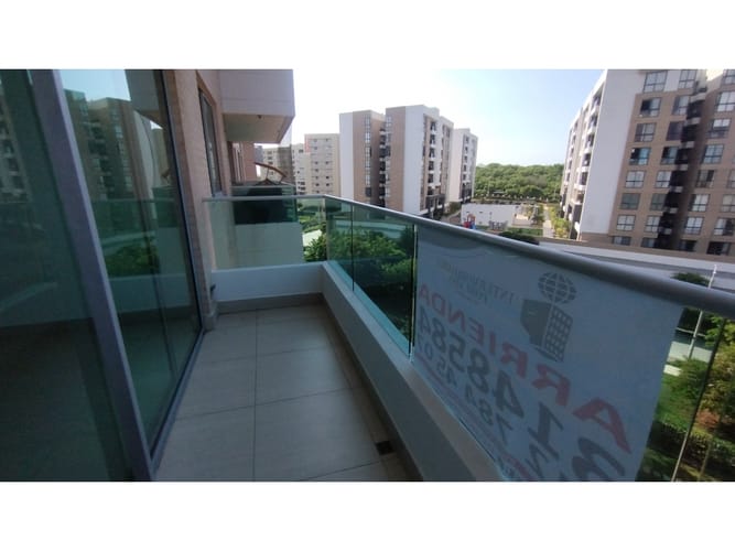 Apartamento de 2 alcobas en arriendo en Conjunto Central Park, Barranquilla, 90 m² · foto 9 de 20