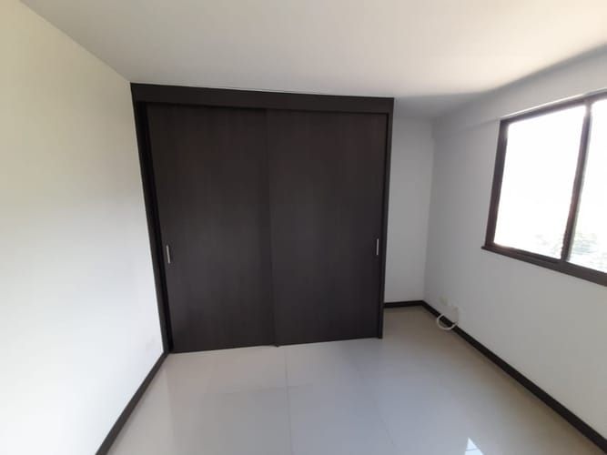 Apartamento de 2 alcobas en arriendo en Niquia, Bello, 55 m² · foto 5 de 23