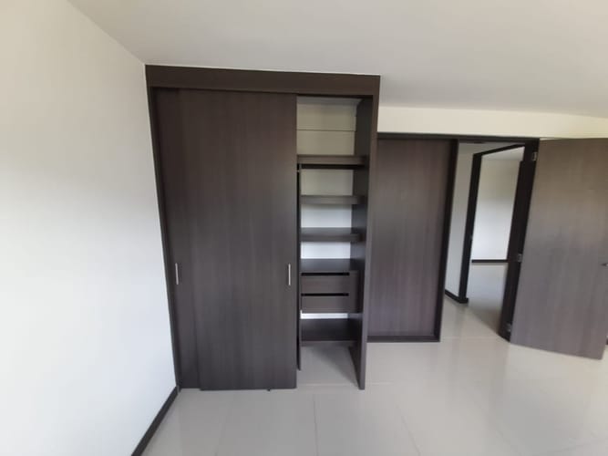 Apartamento de 2 alcobas en arriendo en Niquia, Bello, 55 m² · foto 8 de 23