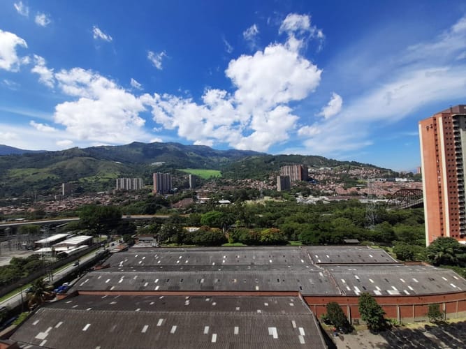 Apartamento de 2 alcobas en arriendo en Niquia, Bello, 55 m² · foto 12 de 23
