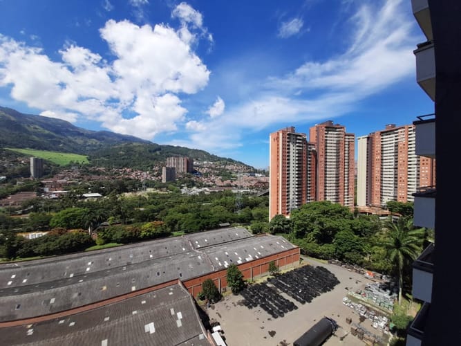 Apartamento de 2 alcobas en arriendo en Niquia, Bello, 55 m² · foto 13 de 23