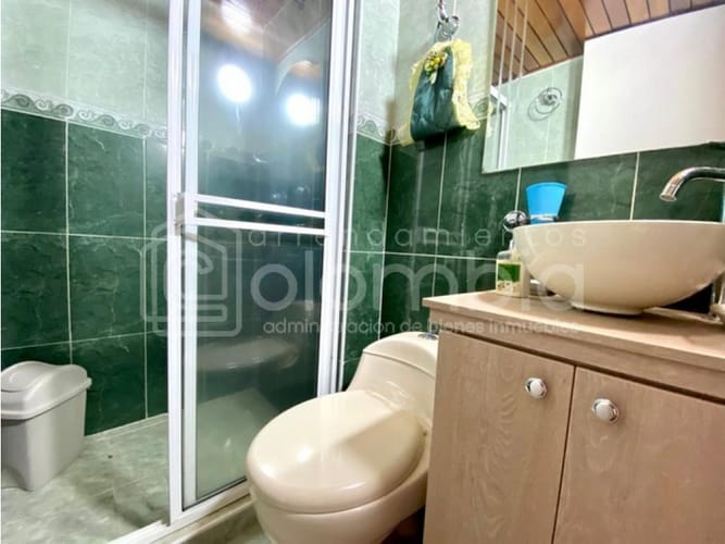Apartamento de 3 alcobas en venta en Urbanizacion Milan Condominio Iv, Envigado, 74 m² · foto 8 de 11