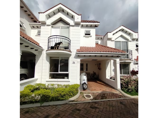 Casa en venta en Laureles, Armenia, 132 m² · foto 3 de 24