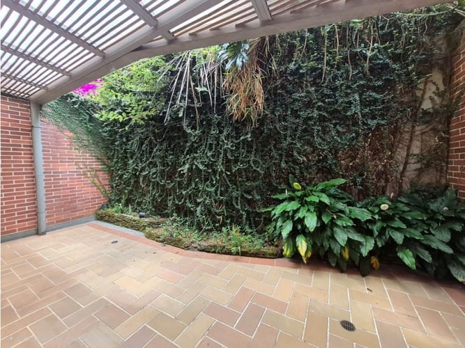 Casa de 3 alcobas en venta en Montessori, Medellín, 150 m² · foto 8 de 15