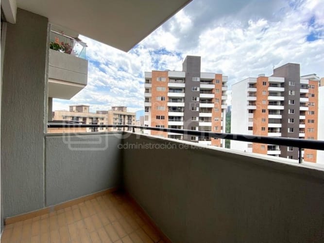 Apartamento de 2 alcobas en venta en El Carmelo Ii, Sabaneta, 70 m² · foto 7 de 17