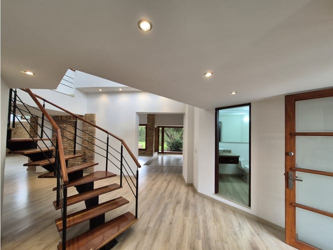 Casa de 5 alcobas en venta en Cr Quintas De Serrezuela, Mosquera, 526 m² · foto 5 de 24