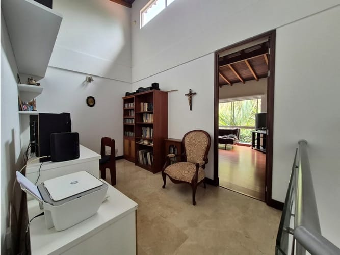 Casa de 3 alcobas en venta en Montessori, Medellín, 150 m² · foto 10 de 15
