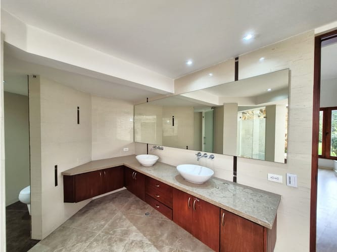 Casa de 5 alcobas en venta en Cr Quintas De Serrezuela, Mosquera, 526 m² · foto 16 de 24