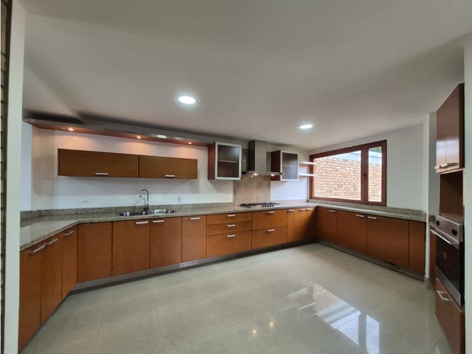 Casa de 5 alcobas en venta en Cr Quintas De Serrezuela, Mosquera, 526 m² · foto 23 de 24