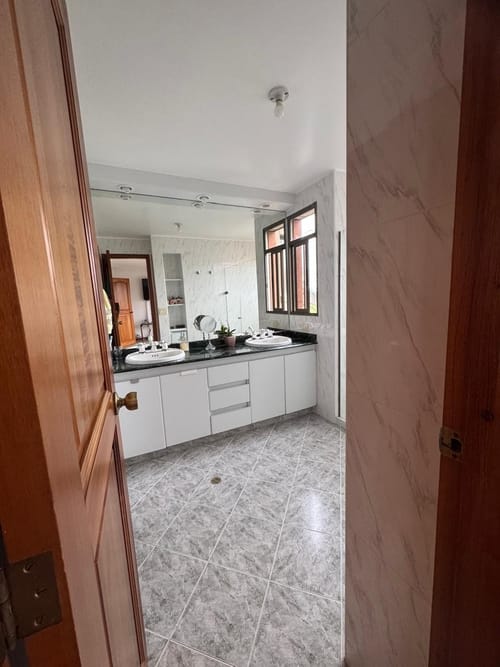 Apartamento de 4 alcobas en venta en Palogrande, Manizales, 168 m² · foto 15 de 18