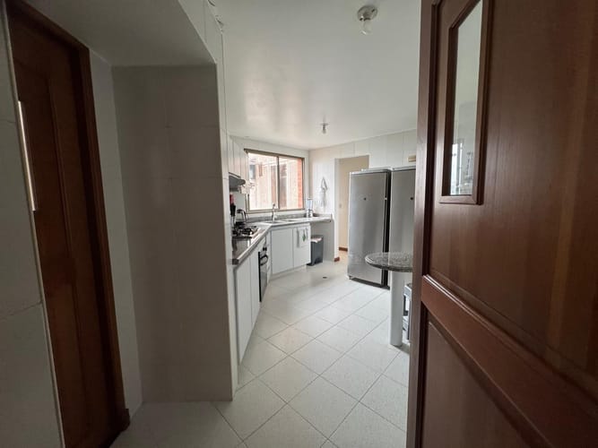 Apartamento de 4 alcobas en venta en Palogrande, Manizales, 168 m² · foto 2 de 18