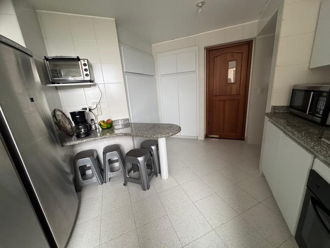 Apartamento de 4 alcobas en venta en Palogrande, Manizales, 168 m² · foto 6 de 18