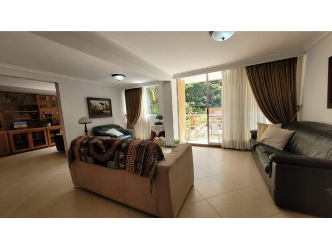 Apartamento de 4 alcobas en venta en El Poblado, Medellín, 120 m² · foto 13 de 17