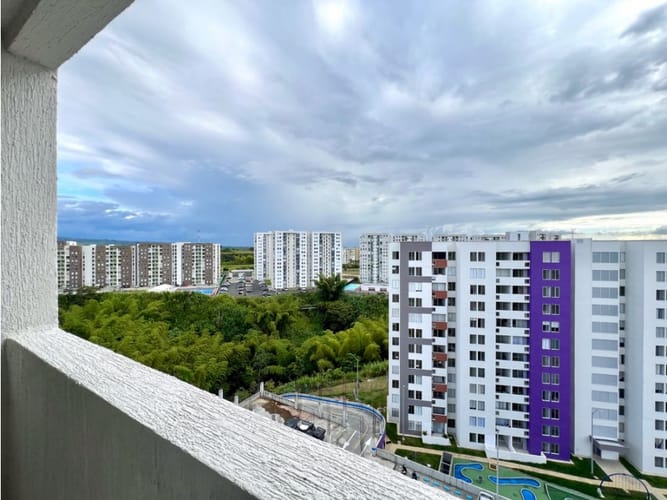 Apartamento de 3 alcobas en venta en Evaristo Garcia, Pereira, 55 m² · foto 2 de 19