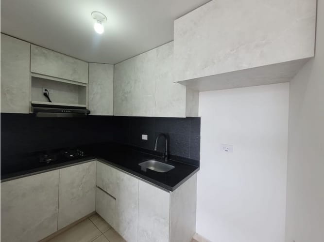 Apartamento de 3 alcobas en venta en Evaristo Garcia, Pereira, 55 m² · foto 5 de 19
