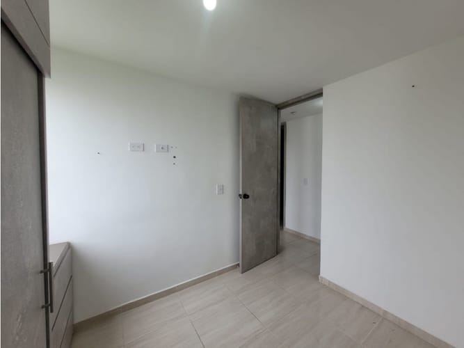 Apartamento de 3 alcobas en venta en Evaristo Garcia, Pereira, 55 m² · foto 12 de 19
