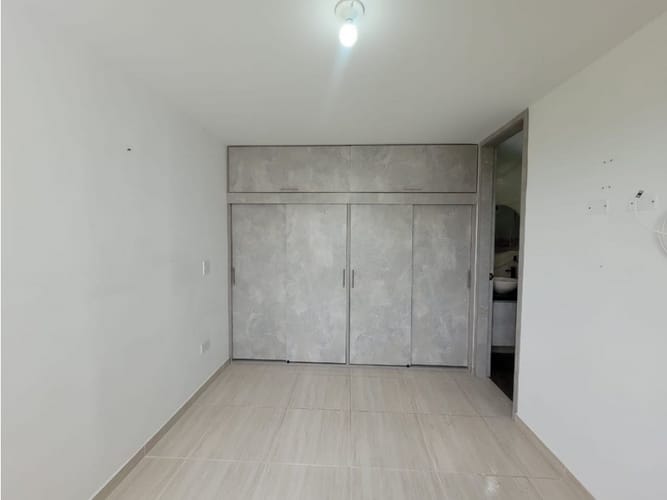 Apartamento de 3 alcobas en venta en Evaristo Garcia, Pereira, 55 m² · foto 13 de 19