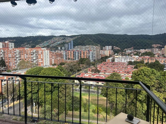 Apartamento de 3 alcobas en venta en Cedritos, Bogotá, 100 m² · foto 13 de 15