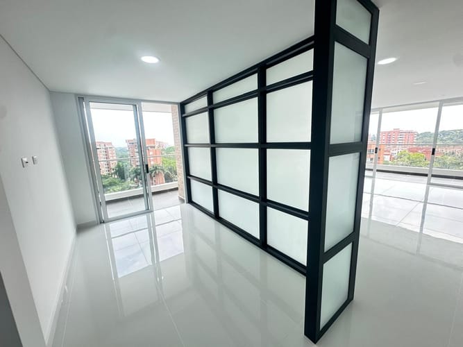 Apartamento de 4 alcobas en arriendo en Ciudad Jardin, Cali, 205 m² · foto 6 de 24
