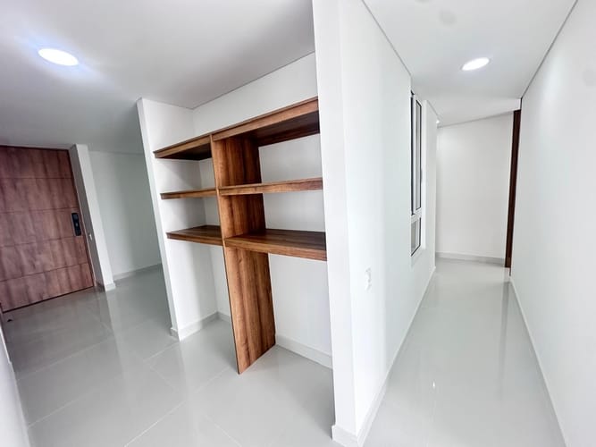 Apartamento de 4 alcobas en arriendo en Ciudad Jardin, Cali, 205 m² · foto 11 de 24