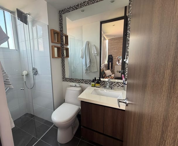 Apartamento de 2 alcobas en venta en Loma Del Esmeraldal, Envigado, 73 m² · foto 22 de 24