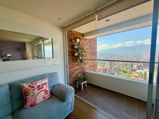 Apartamento de 2 alcobas en venta en Loma Del Esmeraldal, Envigado, 73 m² · foto 3 de 24