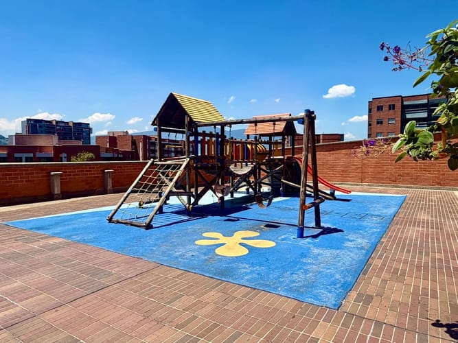 Apartamento de 2 alcobas en venta en Loma Del Esmeraldal, Envigado, 73 m² · foto 18 de 24