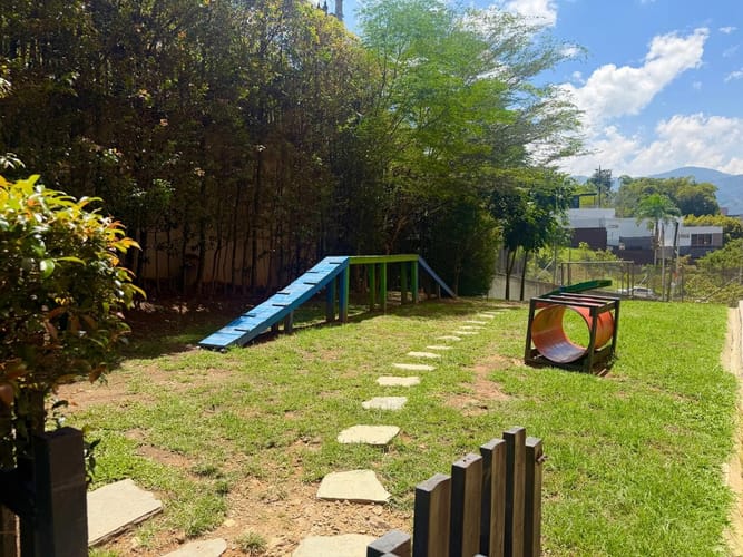 Apartamento de 2 alcobas en venta en Loma Del Esmeraldal, Envigado, 73 m² · foto 19 de 24