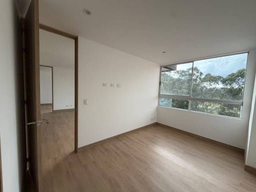 Apartamento de 2 alcobas en arriendo en Chipre, Rionegro, 74 m² · foto 5 de 13