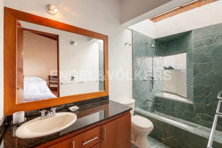 Casa de 4 alcobas en venta en Las Palmas, Envigado, 595 m² · foto 17 de 19
