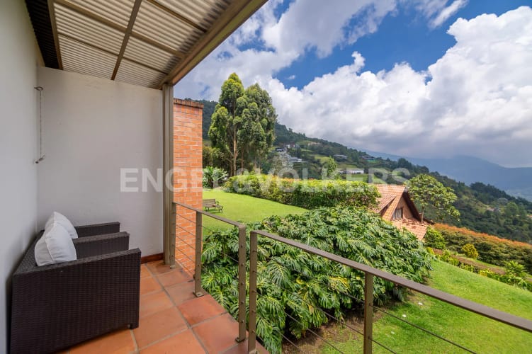 Casa de 4 alcobas en venta en Las Palmas, Envigado, 595 m² · foto 14 de 19