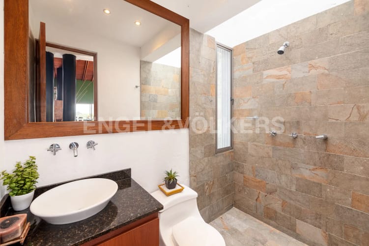 Casa de 4 alcobas en venta en Las Palmas, Envigado, 595 m² · foto 8 de 19