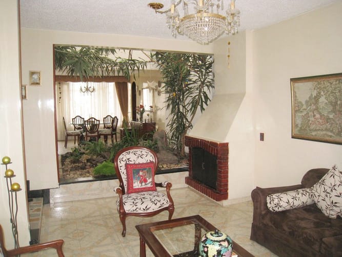 Casa de 4 alcobas en venta en Lagos De Cordoba, Bogotá, 250 m² · foto 3 de 20