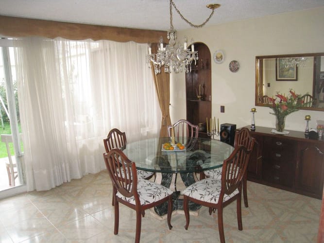 Casa de 4 alcobas en venta en Lagos De Cordoba, Bogotá, 250 m² · foto 4 de 20