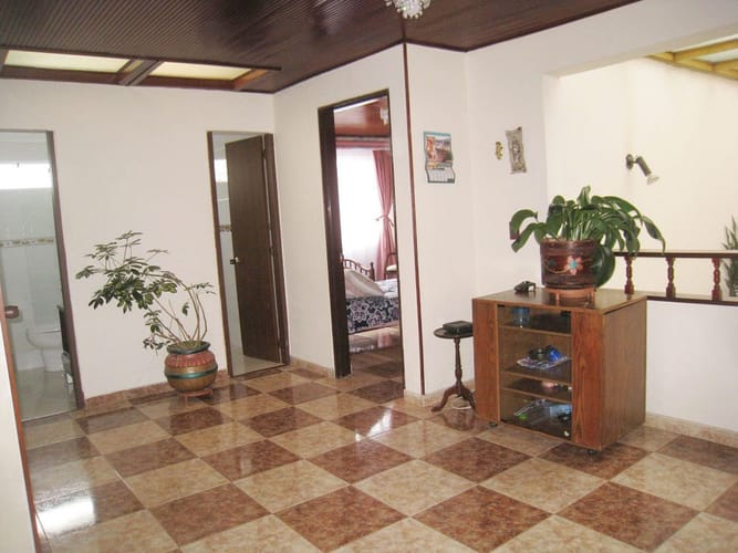 Casa de 4 alcobas en venta en Lagos De Cordoba, Bogotá, 250 m² · foto 16 de 20