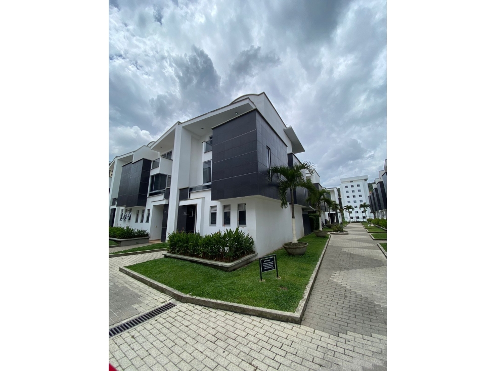 Casa en Venta en Pinares, Pereira