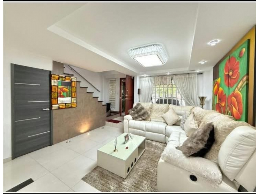 Casa en Venta en Pinares, Pereira