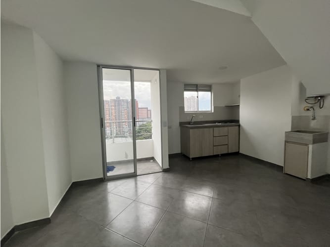 Apartamento de 2 alcobas en venta en Virgen Del Carmen, Sabaneta, 88 m² · foto 3 de 9