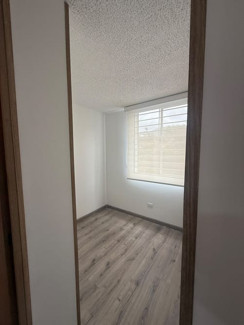Apartamento de 2 alcobas en arriendo en Samper Mendoza, Bogotá, 40 m² · foto 4 de 5