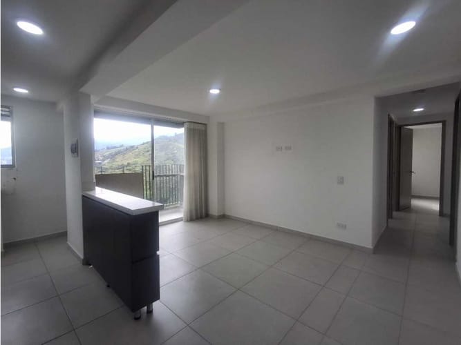 Apartamento de 3 alcobas en arriendo en Viviendas Del Sur, Itagüí, 55 m² · foto 2 de 23