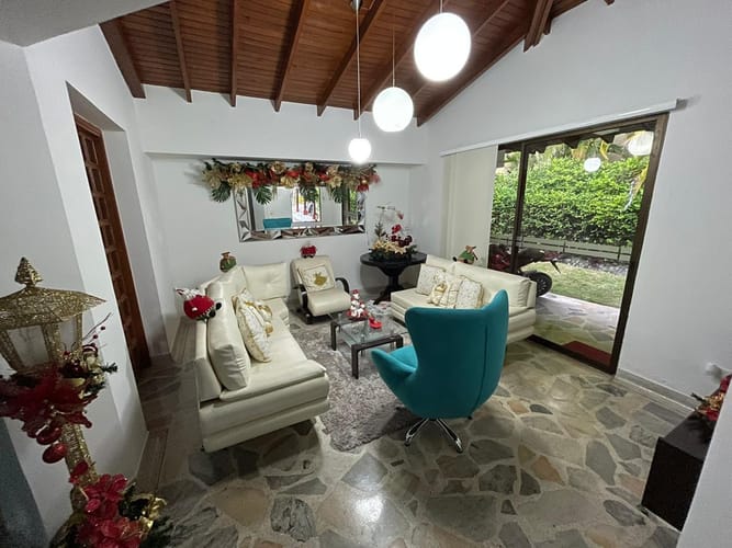 Casa de 5 alcobas en venta en Rincon Del Vergel, Ibagué, 374 m² · foto 12 de 19