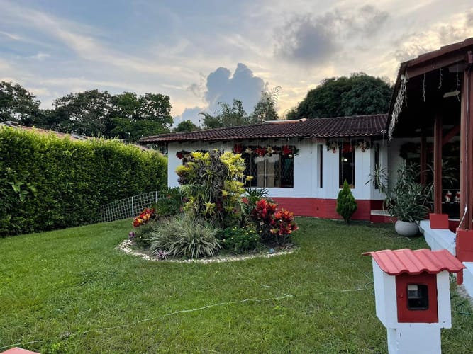 Casa de 5 alcobas en venta en Rincon Del Vergel, Ibagué, 374 m² · foto 16 de 19