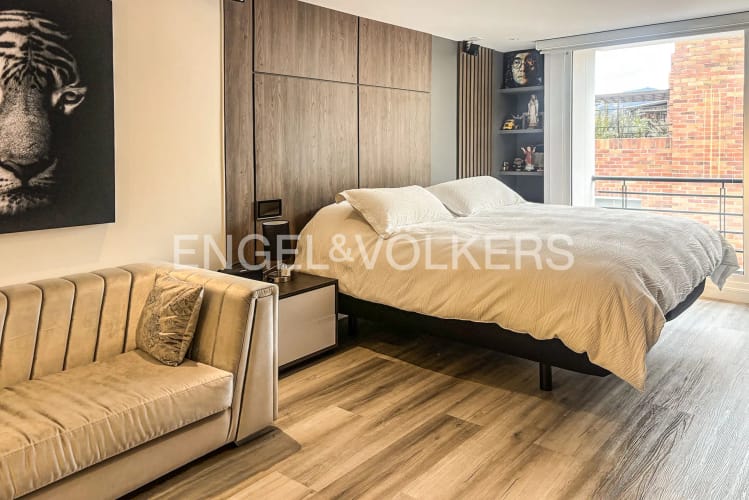 Apartamento en venta en Chicó Navarra, Bogotá · foto 9 de 16