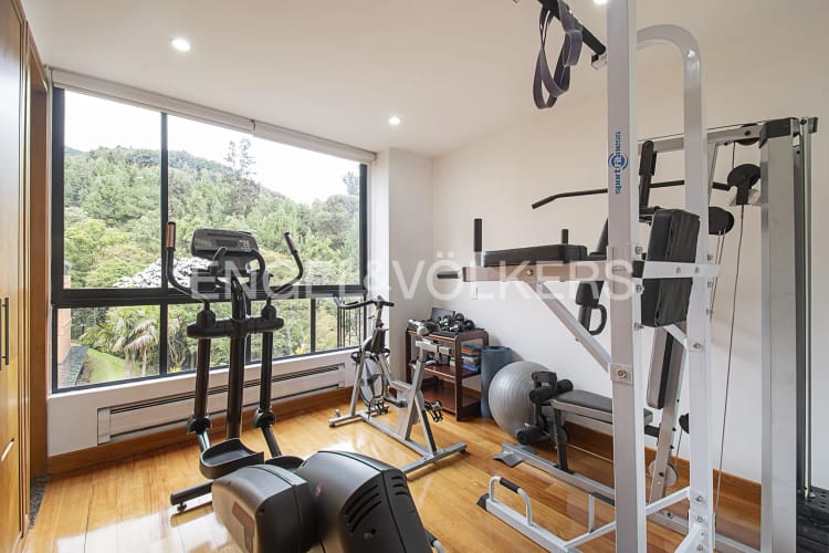 Apartamento de 4 alcobas en venta en Santa Barbara Alta, Bogotá, 292 m² · foto 17 de 20