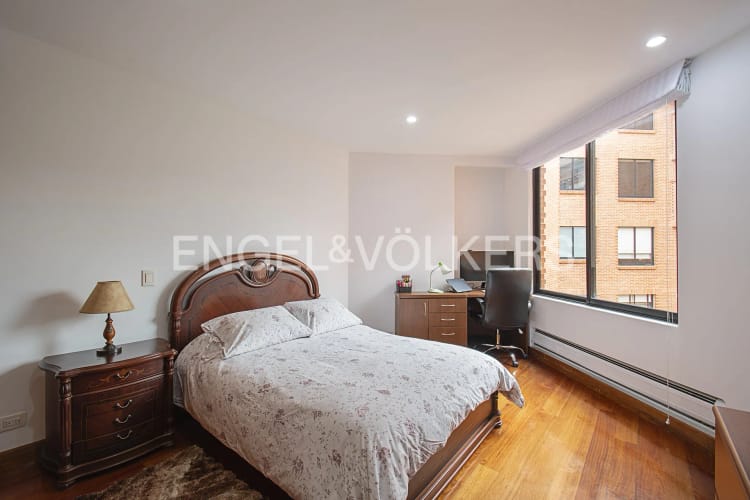 Apartamento de 4 alcobas en venta en Santa Barbara Alta, Bogotá, 292 m² · foto 16 de 20