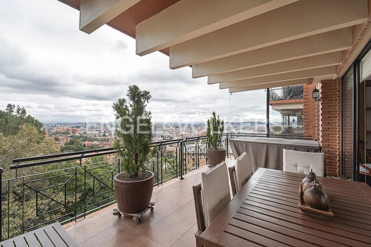 Apartamento de 4 alcobas en venta en Santa Barbara Alta, Bogotá, 292 m² · foto 3 de 20