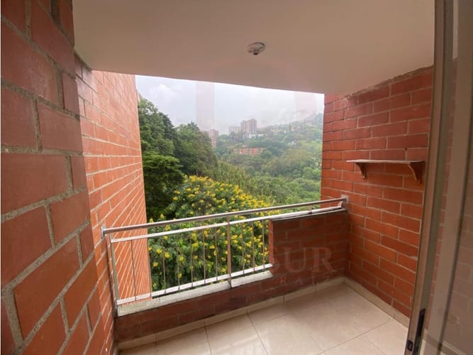 Apartamento de 3 alcobas en arriendo en El Oasis, Envigado, 90 m² · foto 3 de 14