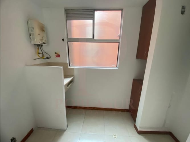 Apartamento de 3 alcobas en arriendo en El Oasis, Envigado, 90 m² · foto 4 de 14
