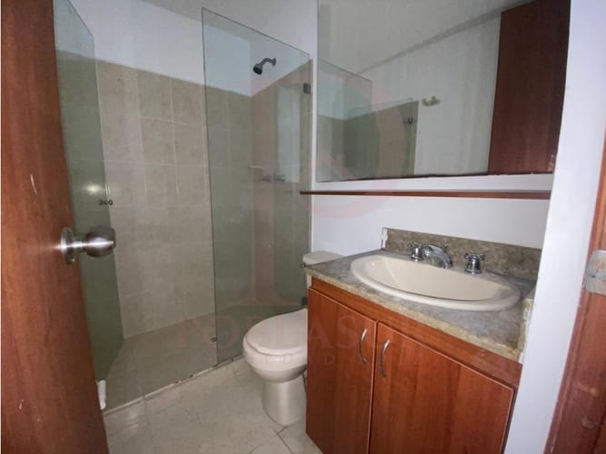 Apartamento de 3 alcobas en arriendo en El Oasis, Envigado, 90 m² · foto 8 de 14